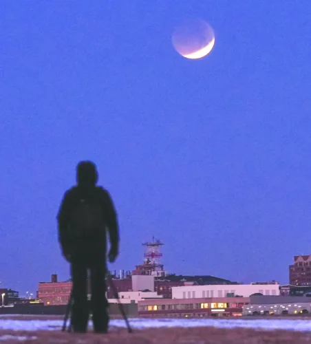 US in middle of Thursday night's near-total lunar eclipse